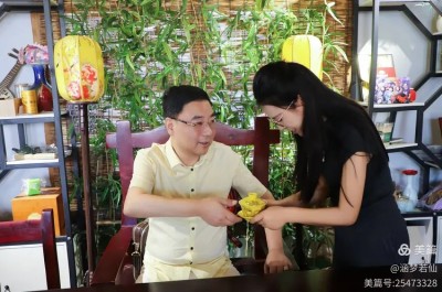 生命之光，在绝望中绽放