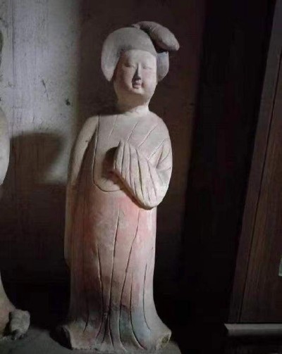 国家高级工艺美术师王胜兴